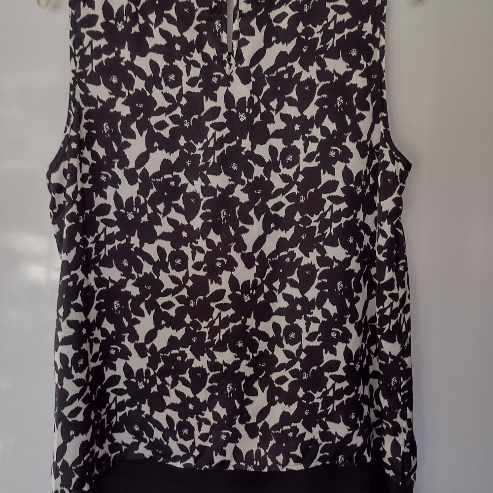 Daniel Rainn Sleeveless Top with Beaded Neckline - Picture 2 of 4